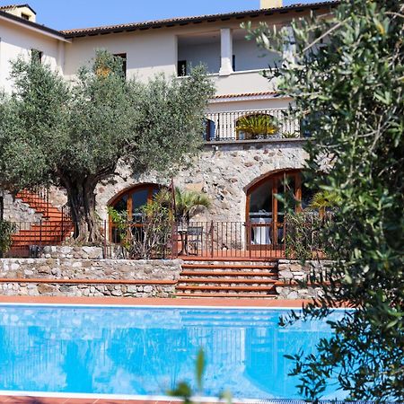 Residence San Rocco Soiano Del Lago Esterno foto